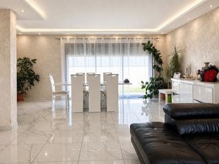  Maison � vendre 6 pi�ces 142 m�