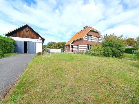   PAVILLON EN BRIQUES AVEC GRAND TERRAIN, HANGAR ET BOX A CHEVAUX � PROCHE D'ABBEVILLE  & DE LA BAIE DE SOMME Maison - 5 pi�ce(s) - 115 m�