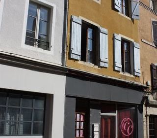  Immeuble � vendre 4 pi�ces 83 m�