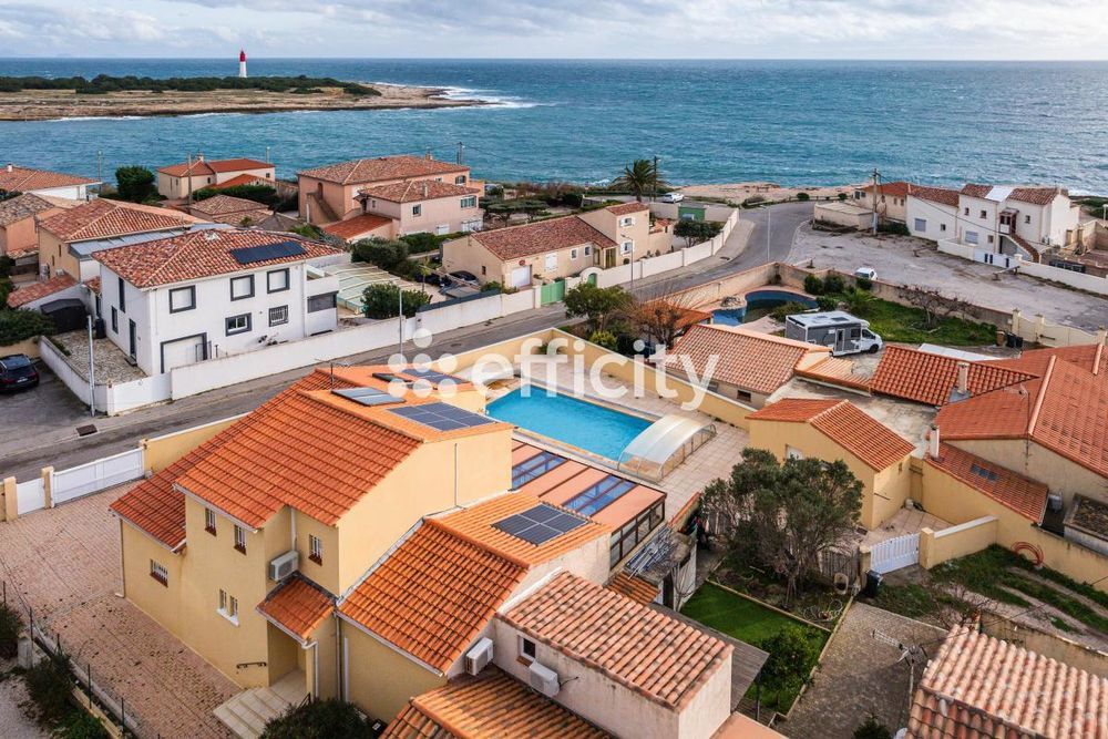 � vendre  Villa Carro (13500)