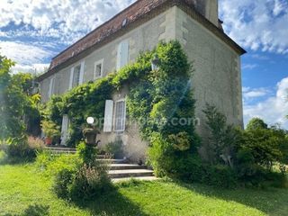  Maison � vendre 6 pi�ces 205 m�