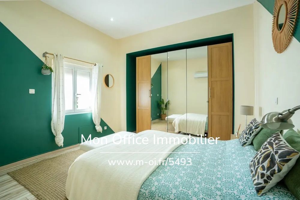 � vendre  Maison Saint-Cyr-sur-Mer (83270)