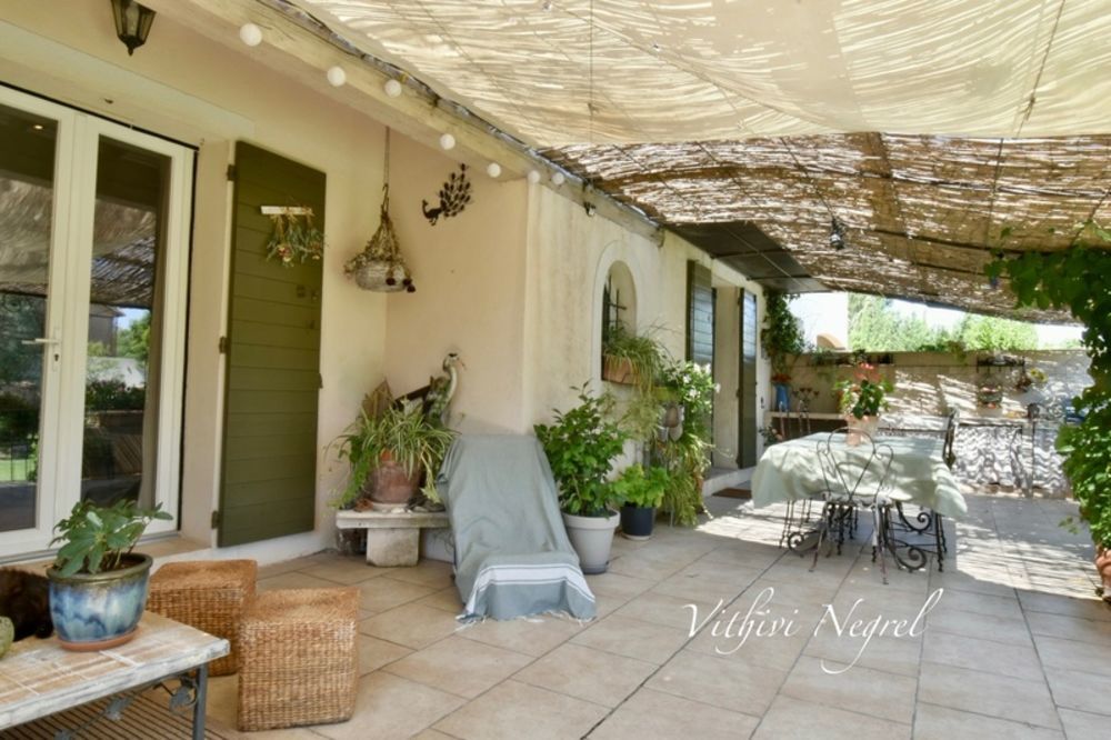 � vendre  Villa Mouri�s (13890)