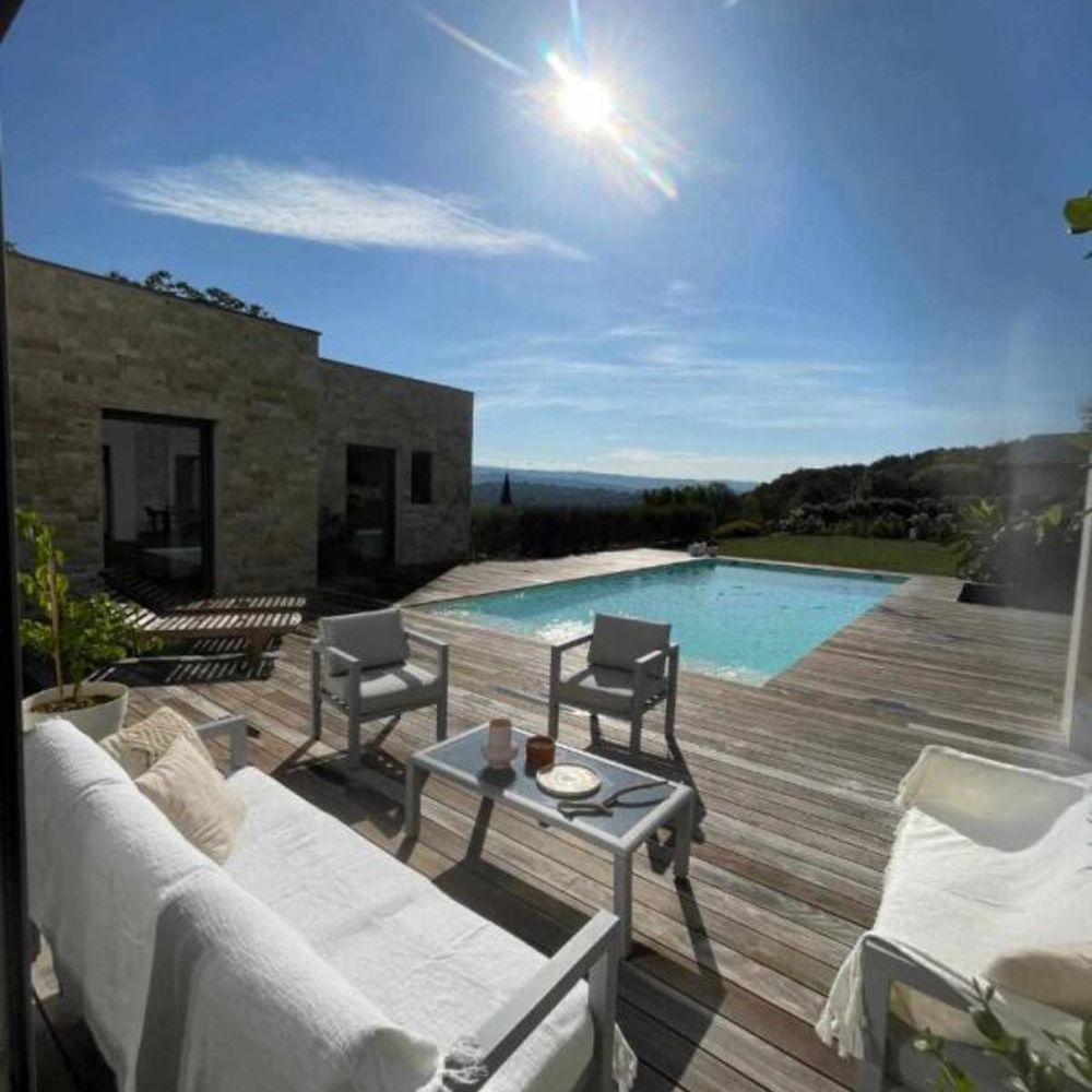 � vendre  Maison Ramasse (01250)