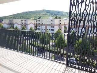  Appartement � louer 4 pi�ces 76 m�