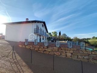  Maison � vendre 9 pi�ces 196 m�