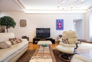  Appartement � vendre 5 pi�ces 211 m�