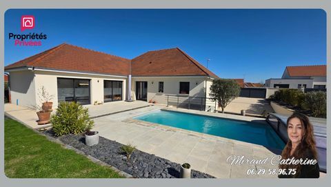  Villa plain-pied 145 m� - Piscine � Creney-pr�s-Troyes Maison - 7 pi�ce(s) - 145 m�