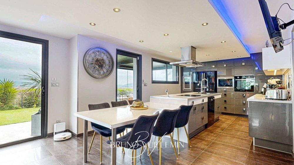 � vendre  Villa Narbonne (11100)