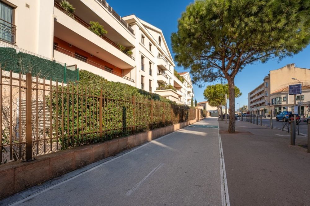 � vendre  Appartement Marseille 8