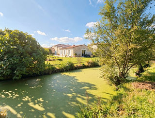  Maison � vendre 6 pi�ces 205 m�