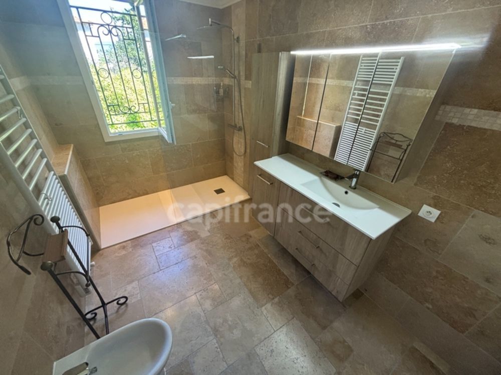 � vendre  Villa Nice (06100)