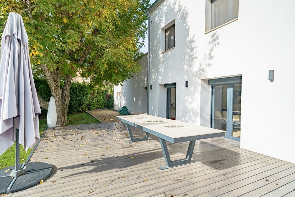 � vendre  Villa Aix-en-Provence (13100)