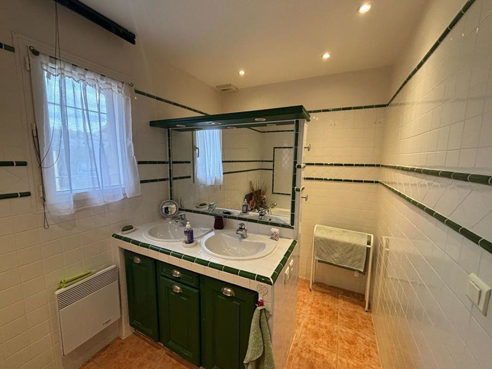 � vendre  Villa Flayosc (83780)