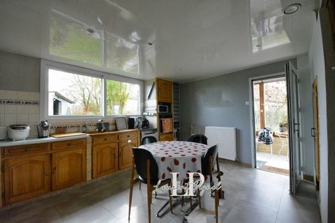   Maison de plain-pied 90 m� avec  beau potentiel Maison - 3 pi�ce(s) - 90 m�