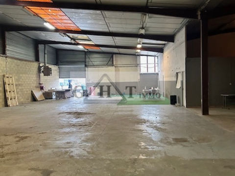 ENTREPOT 800 M&sup2;  A LOUER BRIE COMTE ROBERT 5900 77170 Brie comte robert