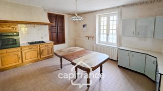  Maison � vendre 10 pi�ces 180 m�