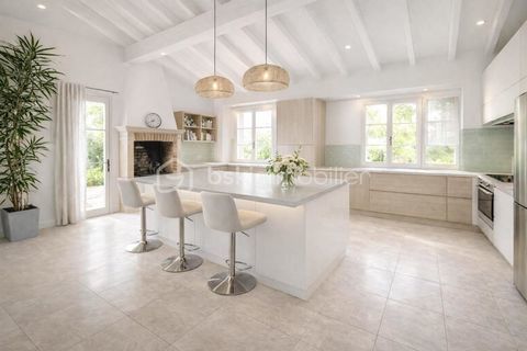   VILLA - PISCINE  -  MAISON -  BOIS Maison - 5 pi�ce(s) - 165 m�