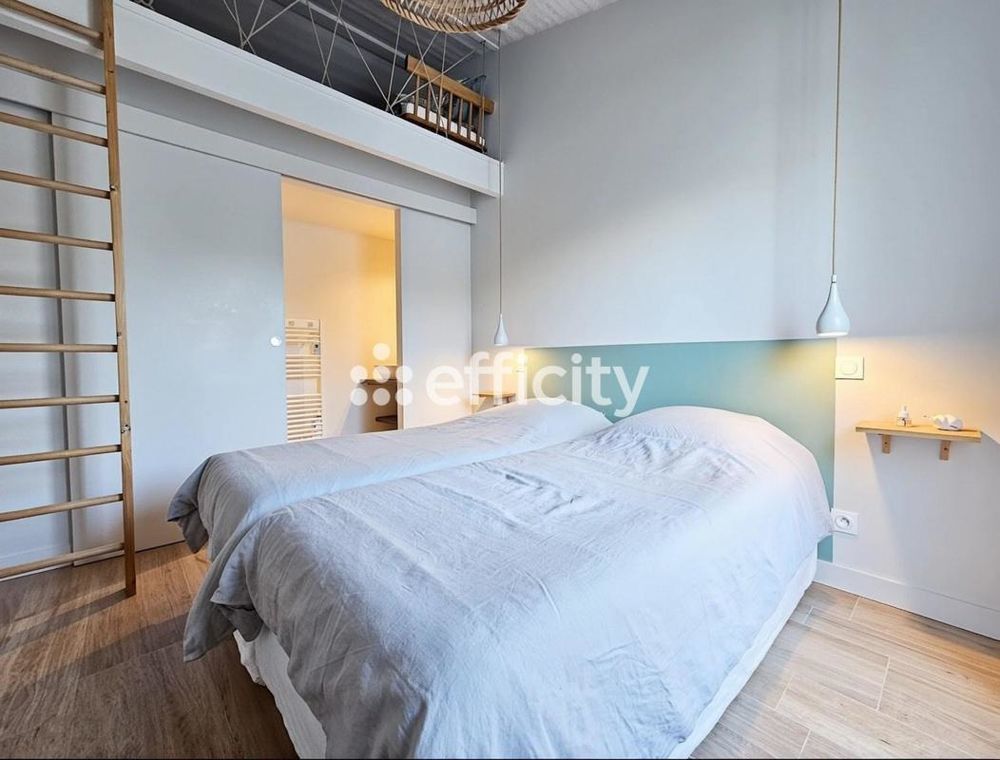 � vendre  Maison Saint-Martin-de-R� (17410)