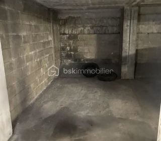  Parking / Garage � vendre 12 m�