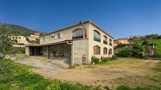  Maison � vendre 5 pi�ces 197 m�