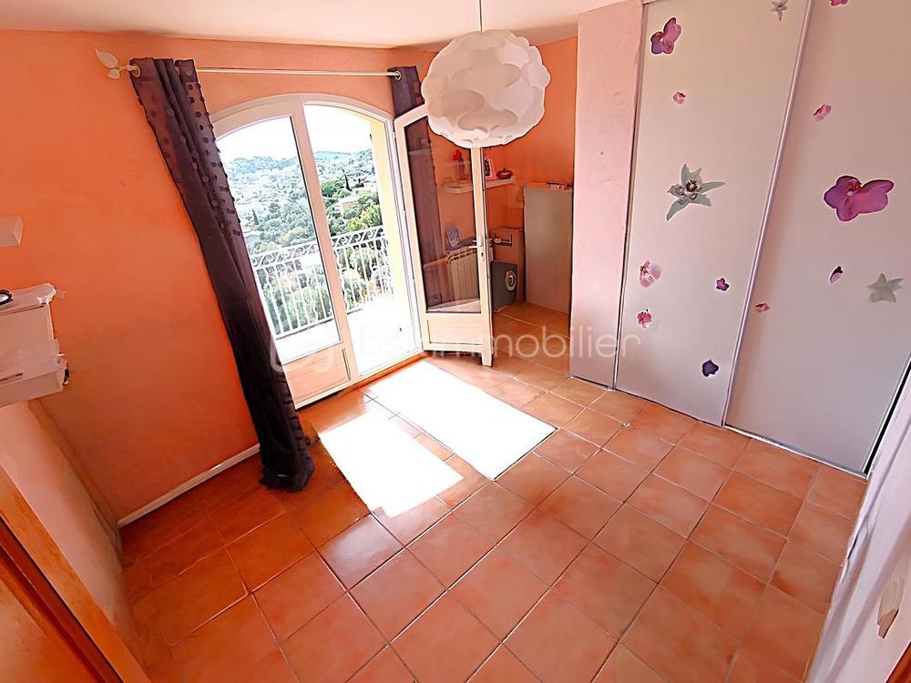 � vendre  Villa Ollioules (83190)