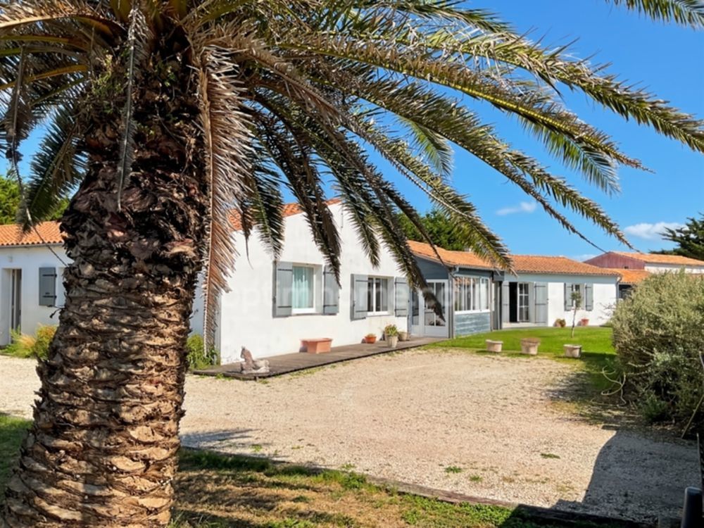 � vendre  Propri�t�/ch�teau Saint-Cl�ment-des-Baleines (17590)