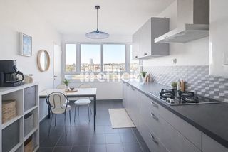  Appartement � vendre 4 pi�ces 92 m�