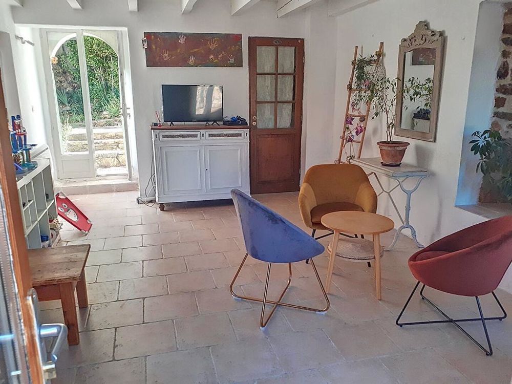 � vendre  Villa La Roquebrussanne (83136)