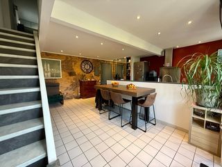  Appartement � vendre 5 pi�ces 132 m�