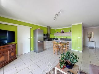  Appartement � vendre 4 pi�ces 77 m�