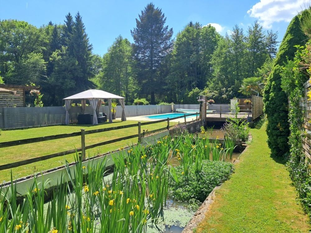 � vendre  Maison Confolens (16500)