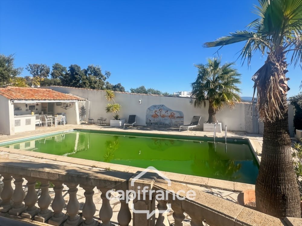 � vendre  Villa Hy�res (83400)