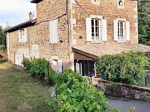   Maison - Beaujeu - 281m� Maison - 9 pi�ce(s) - 281 m�