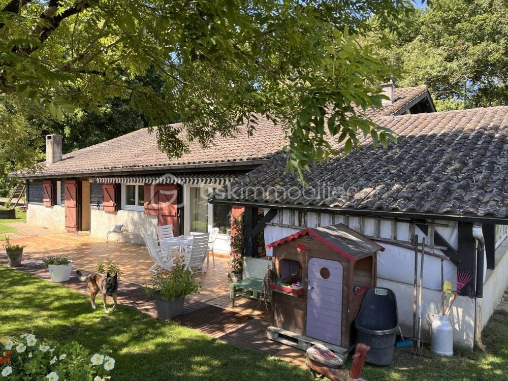 � vendre  Propri�t�/ch�teau Saint-Vincent-de-Tyrosse (40230)