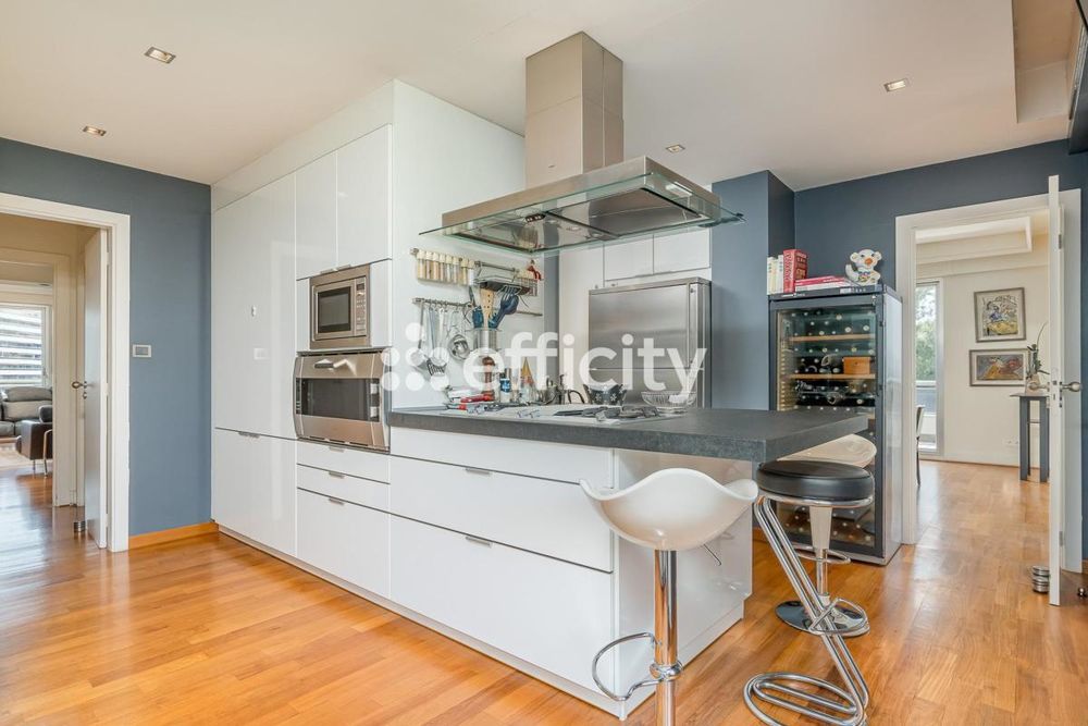 � vendre  Appartement Marseille 8