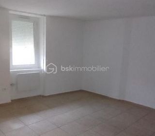  Immeuble � vendre 15 + pi�ces 333 m�