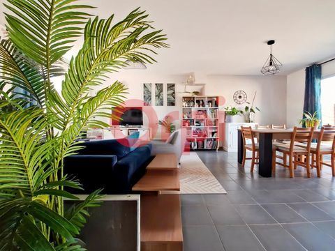   Maison de 97 m� - 3 Chambres - Garage - Terrain + Terrasse Maison - 4 pi�ce(s) - 97 m�