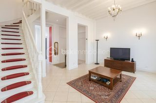  Immeuble � vendre 14 pi�ces 295 m�