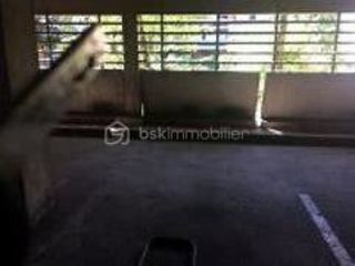  Parking / Garage � vendre 12 m�