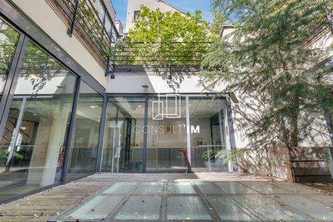 Locaux ERP avec patio int&eacute;rieur au coeur du 9&egrave;me arrdt 18476 75009 Paris
