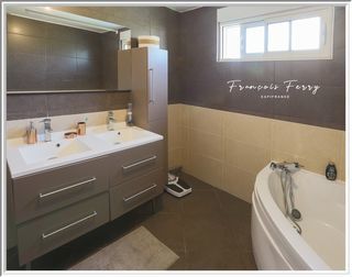  Maison � vendre 8 pi�ces 205 m�