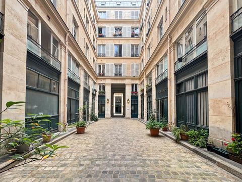 Bureaux &agrave; louer au 1er &eacute;tage de 74m&sup2; 2526 75010 Paris