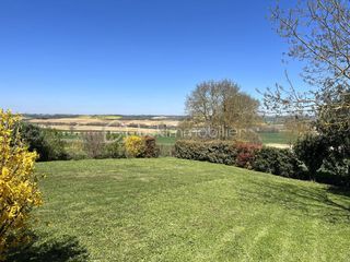  Maison � vendre 6 pi�ces 215 m�