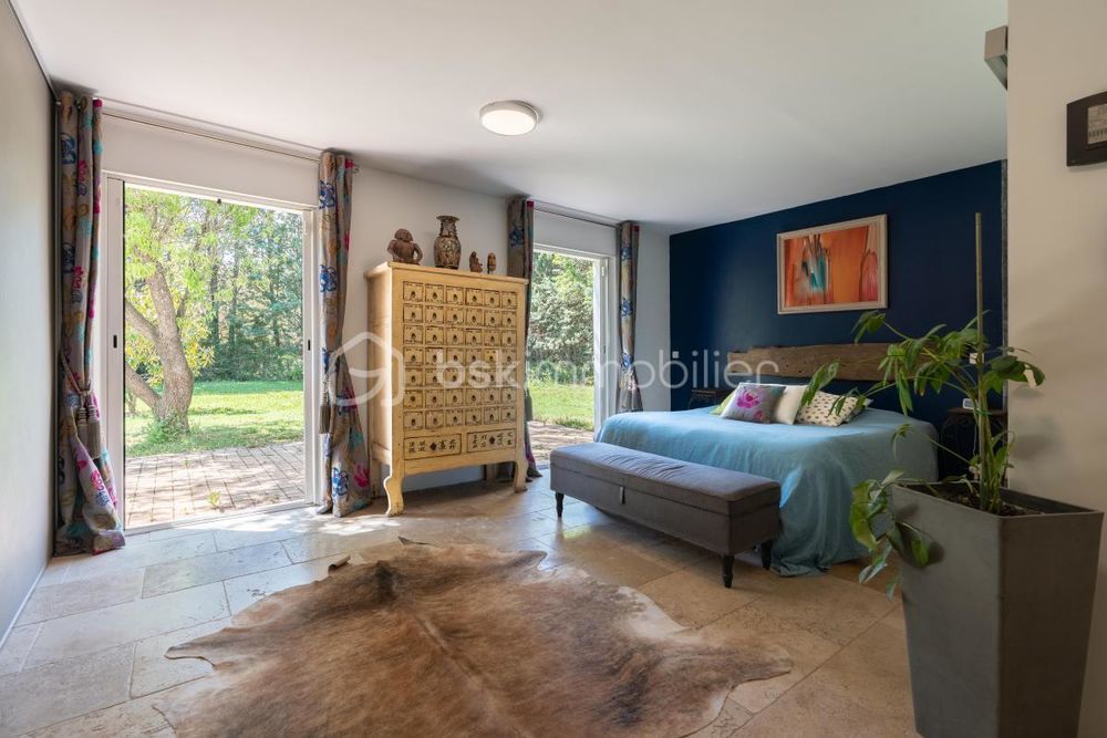 � vendre  Propri�t�/ch�teau Jouques (13490)