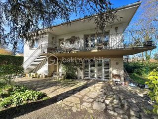  Maison � vendre 8 pi�ces 200 m�