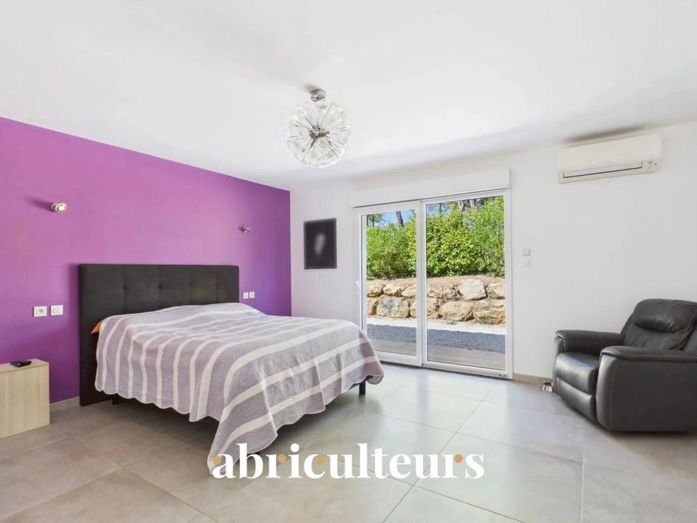 � vendre  Maison Bagnols-en-For�t (83600)