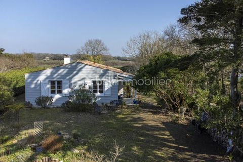   CHARMANTE MAISON DE PLAIN PIED A VENDRE SUR L'ILE D'AIX Maison - 4 pi�ce(s) - 100 m�