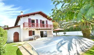  Maison � vendre 7 pi�ces 215 m�