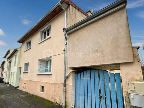  Maison de ville sur la commune de Le Pin Maison - 5 pi�ce(s) - 90 m�